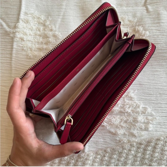 Kate Spade Handheld Wallet - Picture 2 of 2